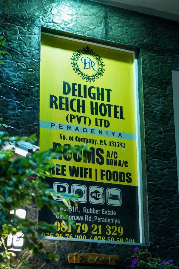 Delight Reich Hotel Пераденія Екстер'єр фото