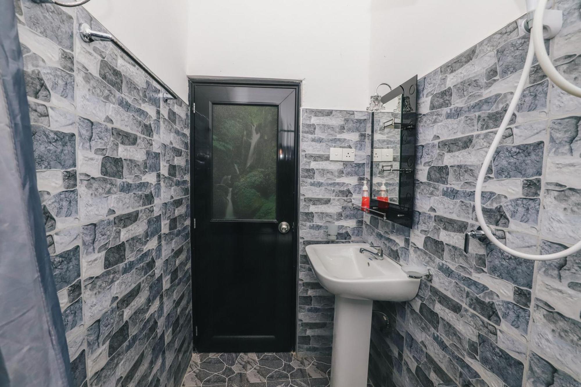 Delight Reich Hotel Пераденія Номер фото