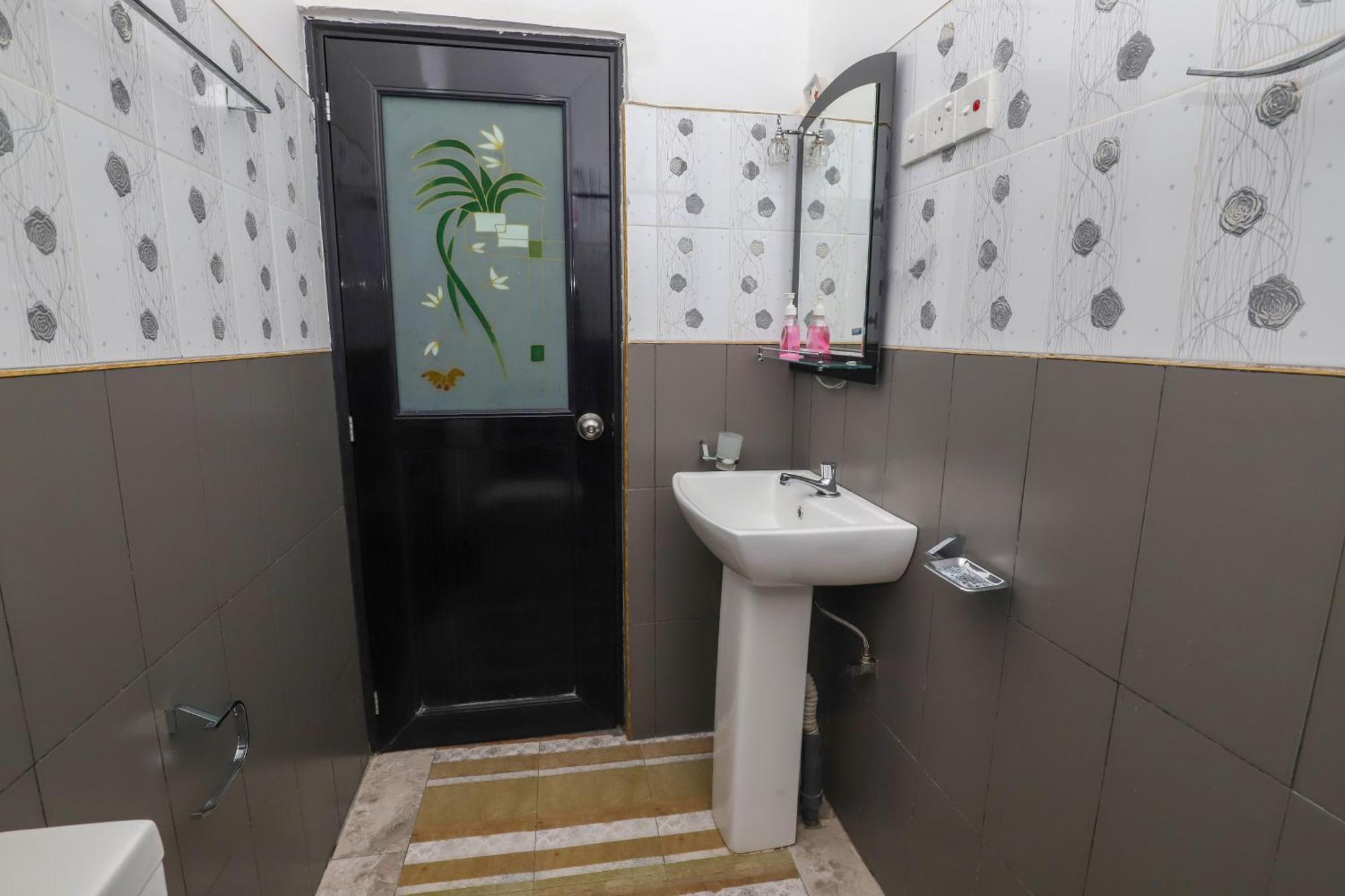 Delight Reich Hotel Пераденія Номер фото